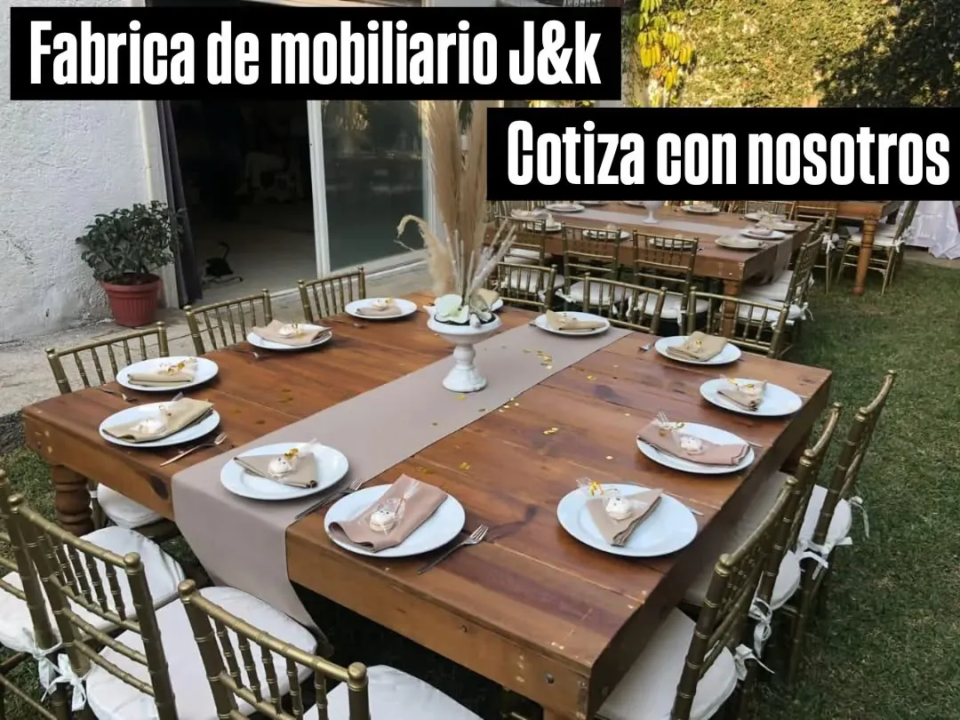 Mesas de madera terminadas y protegidas