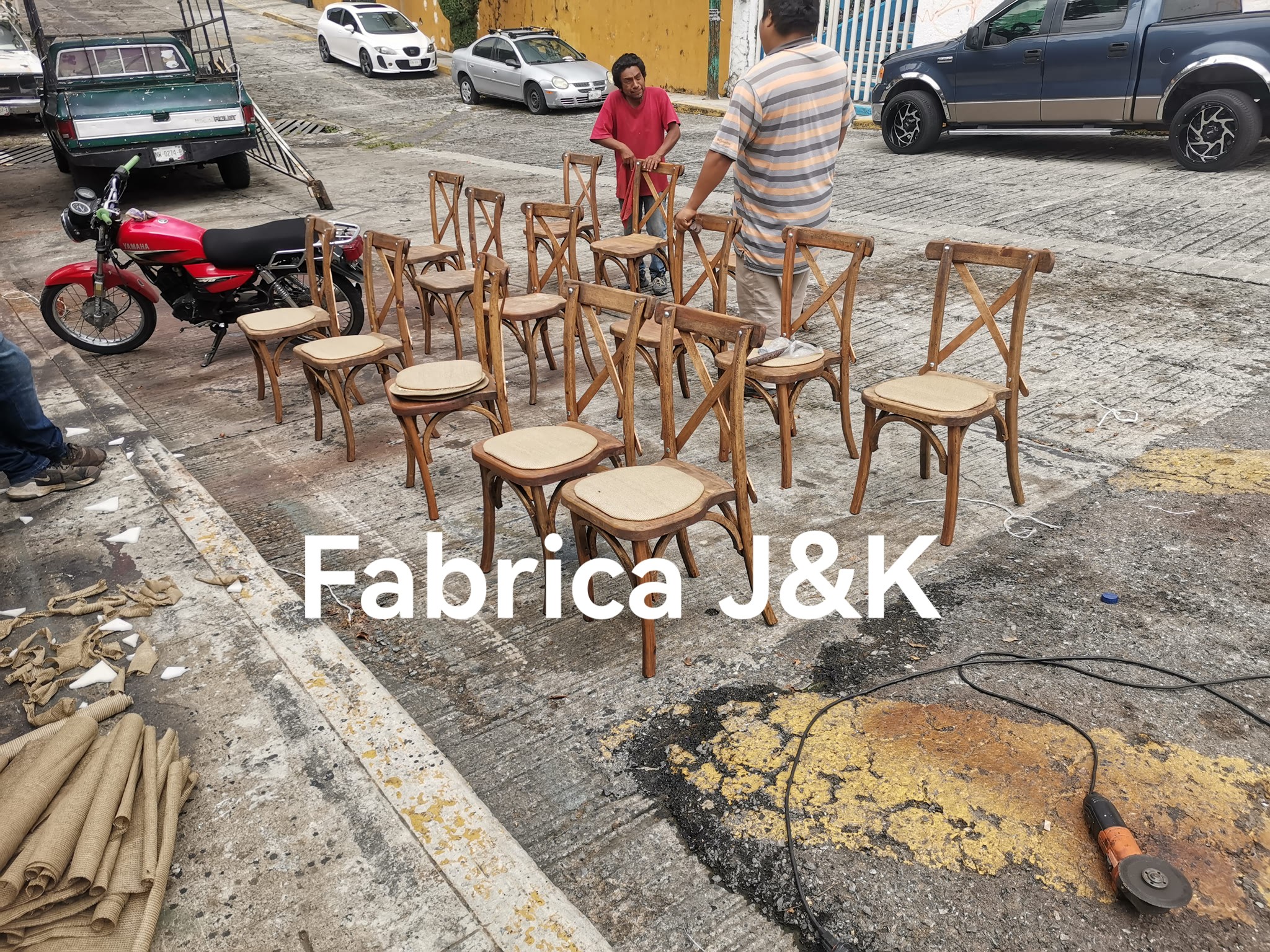 Sillas crossback a la venta